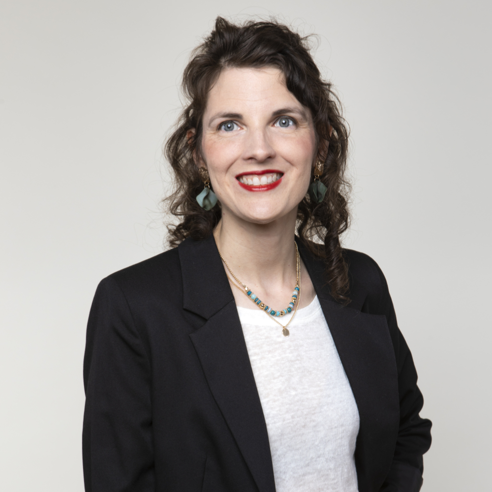 Elodie VILCHEZ<br />
Avocate associée