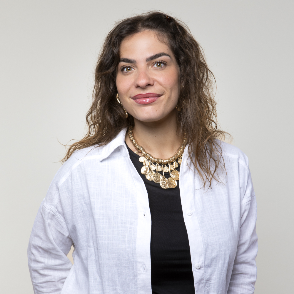 Léa IBANEZ<br />
Assistante juridique