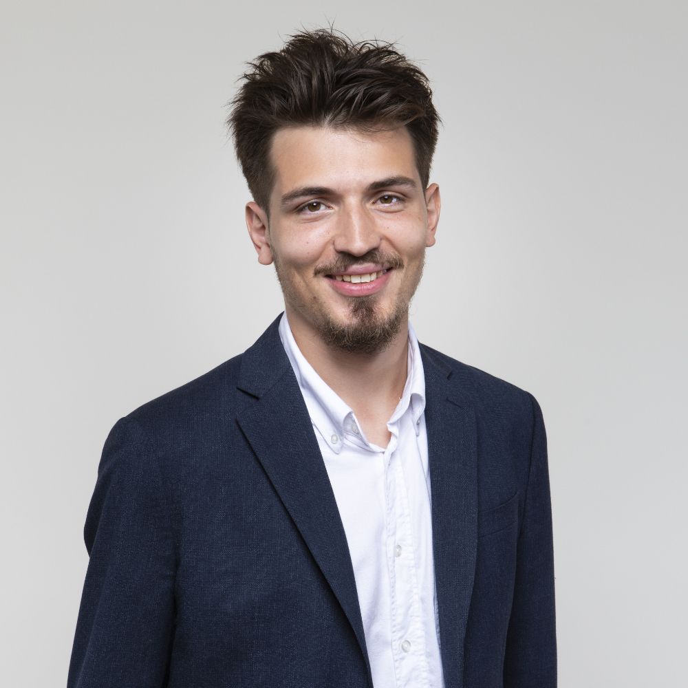 Leo STRUCHLER Avocat collaborateur