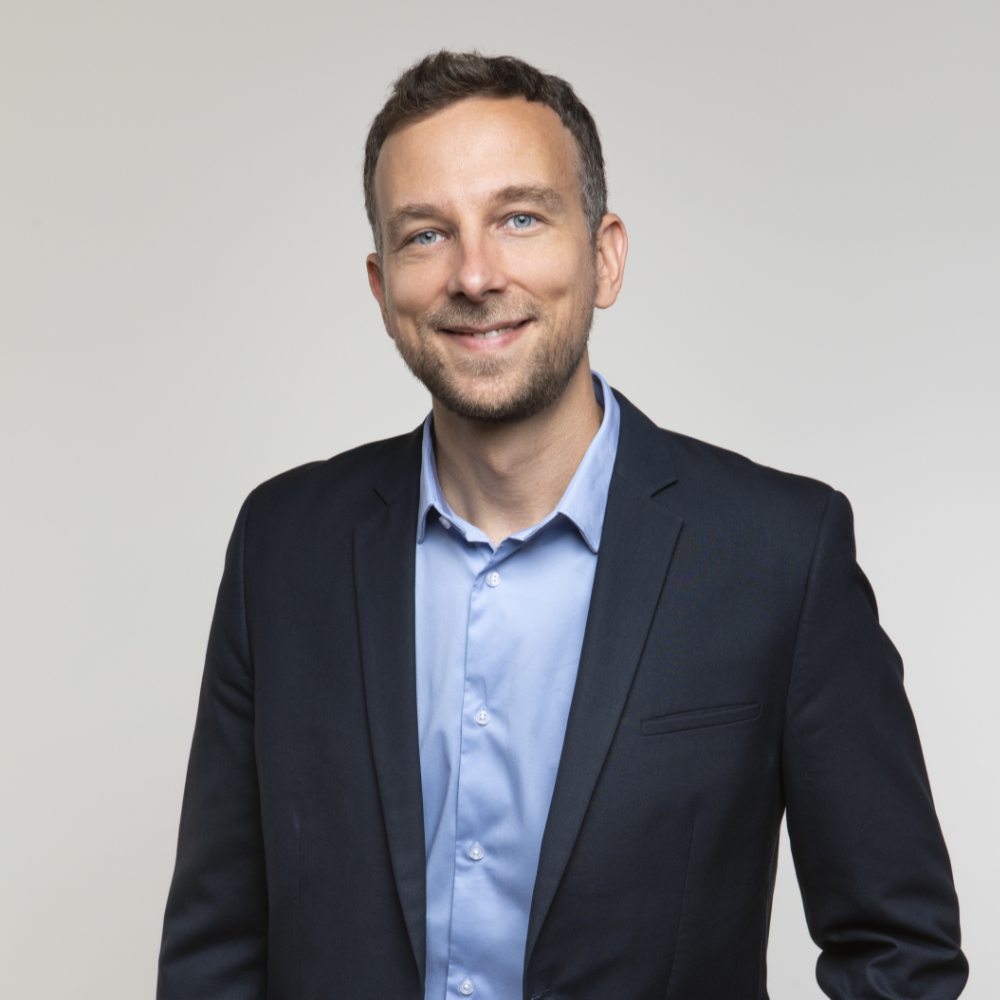 Vincent Huck<br />
Avocat collaborateur